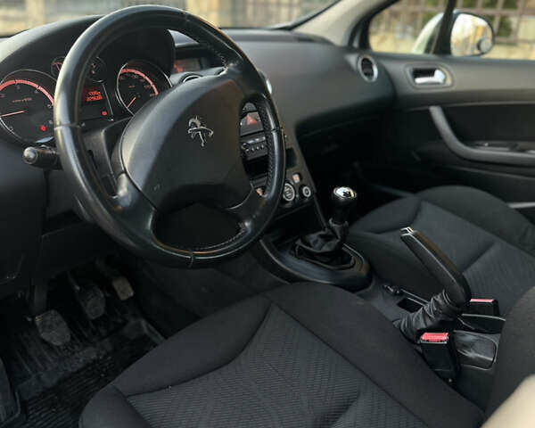 Сірий Пежо 308, об'ємом двигуна 1.6 л та пробігом 229 тис. км за 4999 $, фото 27 на Automoto.ua