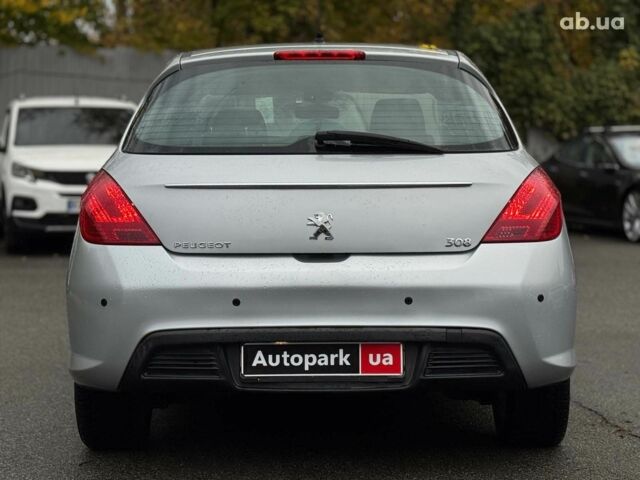 Пежо 308 2011 в Киеве на Automoto.ua Серый Пежо 308, объемом двигателя 1.6 л и пробегом 182 тыс. км за 6790 $, фото 9 на Automoto.ua