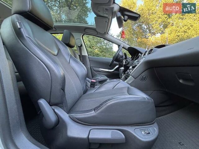 Серый Пежо 308, объемом двигателя 1.6 л и пробегом 47 тыс. км за 8199 $, фото 22 на Automoto.ua