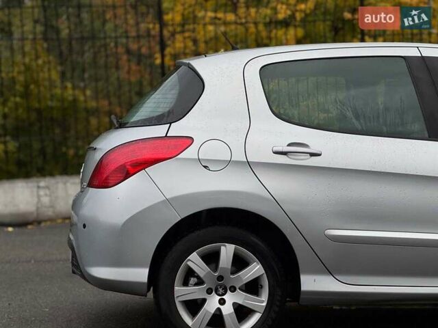 Сірий Пежо 308, об'ємом двигуна 1.6 л та пробігом 182 тис. км за 6790 $, фото 12 на Automoto.ua