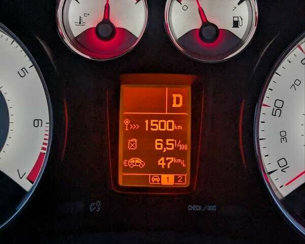 Сірий Пежо 308, об'ємом двигуна 1.6 л та пробігом 201 тис. км за 7900 $, фото 19 на Automoto.ua