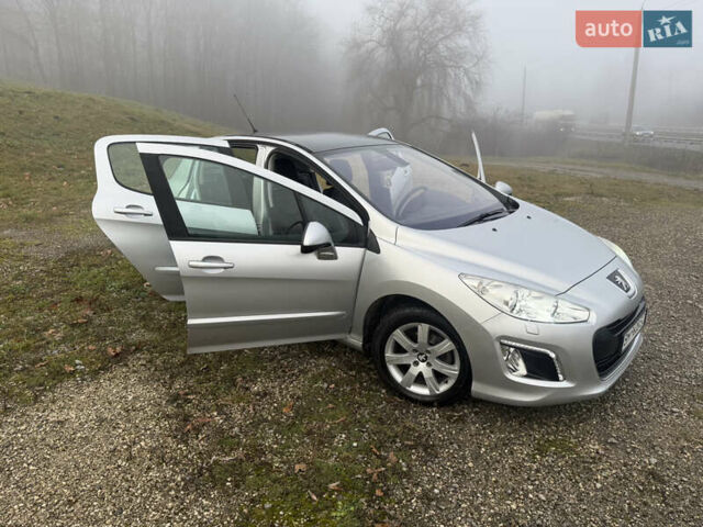 Серый Пежо 308, объемом двигателя 1.6 л и пробегом 48 тыс. км за 7900 $, фото 1 на Automoto.ua