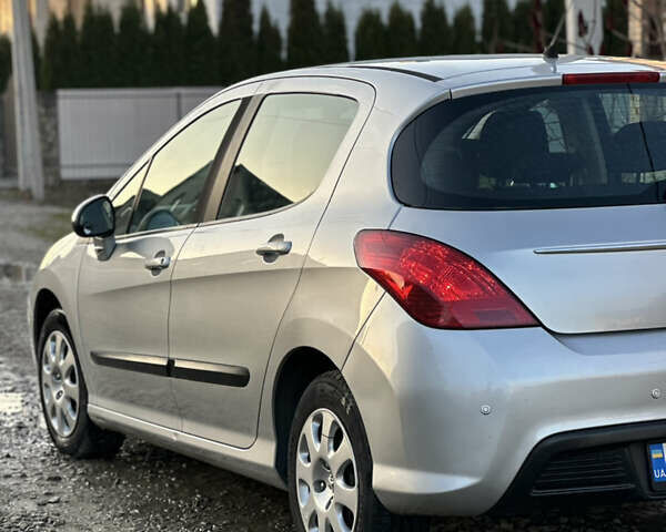 Сірий Пежо 308, об'ємом двигуна 1.6 л та пробігом 229 тис. км за 4999 $, фото 20 на Automoto.ua
