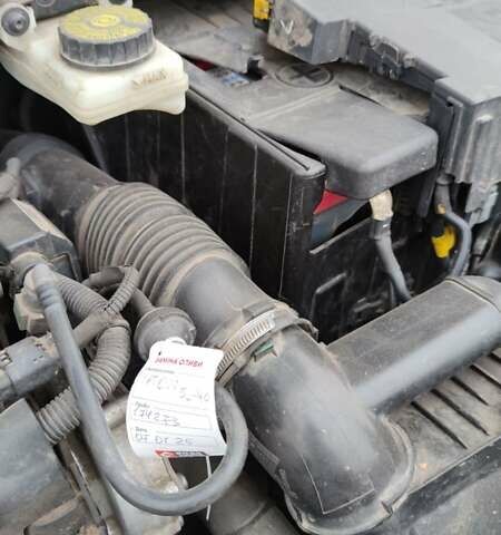 Серый Пежо 308, объемом двигателя 1.4 л и пробегом 175 тыс. км за 6700 $, фото 17 на Automoto.ua