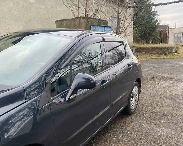 Серый Пежо 308, объемом двигателя 1.6 л и пробегом 105 тыс. км за 6700 $, фото 7 на Automoto.ua