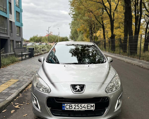 Серый Пежо 308, объемом двигателя 1.6 л и пробегом 214 тыс. км за 5800 $, фото 2 на Automoto.ua