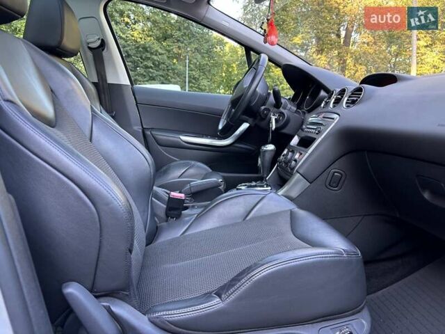 Серый Пежо 308, объемом двигателя 1.6 л и пробегом 47 тыс. км за 8199 $, фото 19 на Automoto.ua