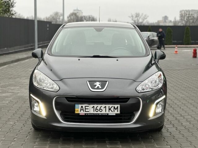 Серый Пежо 308, объемом двигателя 1.6 л и пробегом 127 тыс. км за 6999 $, фото 3 на Automoto.ua