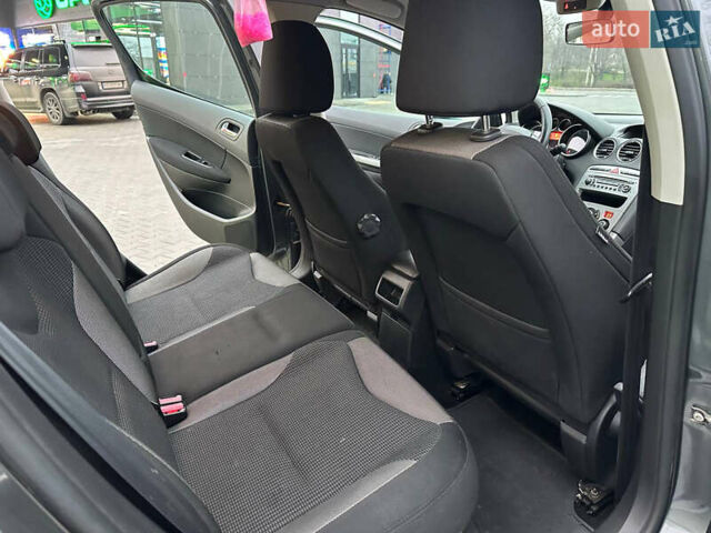 Серый Пежо 308, объемом двигателя 1.6 л и пробегом 150 тыс. км за 6999 $, фото 20 на Automoto.ua