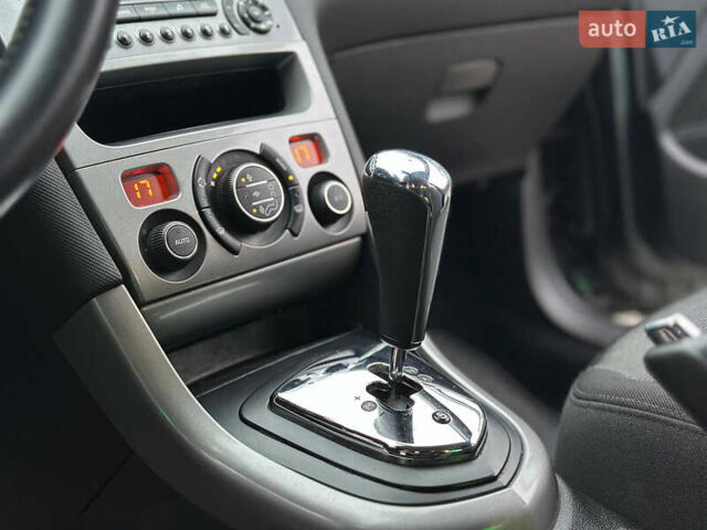 Серый Пежо 308, объемом двигателя 1.6 л и пробегом 150 тыс. км за 6999 $, фото 18 на Automoto.ua