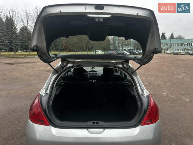 Серый Пежо 308, объемом двигателя 1.6 л и пробегом 257 тыс. км за 4500 $, фото 17 на Automoto.ua