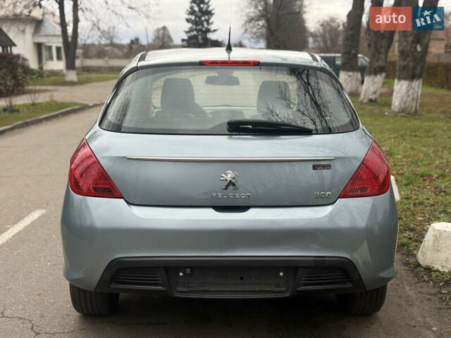 Серый Пежо 308, объемом двигателя 1.6 л и пробегом 147 тыс. км за 6700 $, фото 4 на Automoto.ua
