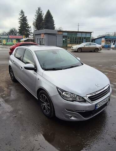 Серый Пежо 308, объемом двигателя 1.6 л и пробегом 296 тыс. км за 7800 $, фото 1 на Automoto.ua