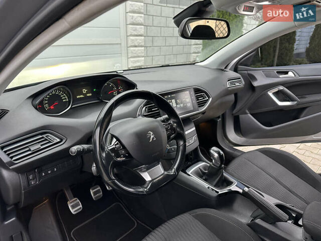 Сірий Пежо 308, об'ємом двигуна 1.6 л та пробігом 120 тис. км за 9700 $, фото 63 на Automoto.ua