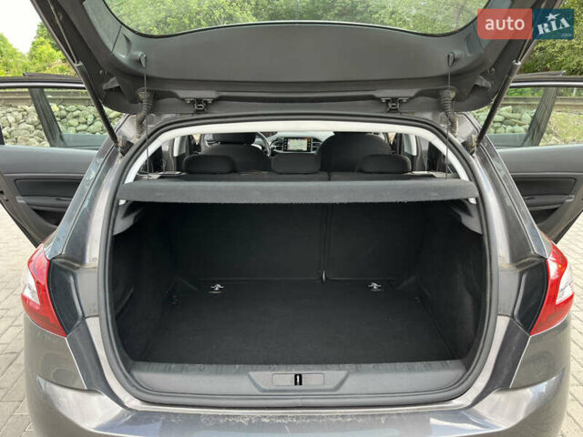 Серый Пежо 308, объемом двигателя 1.56 л и пробегом 218 тыс. км за 9700 $, фото 18 на Automoto.ua