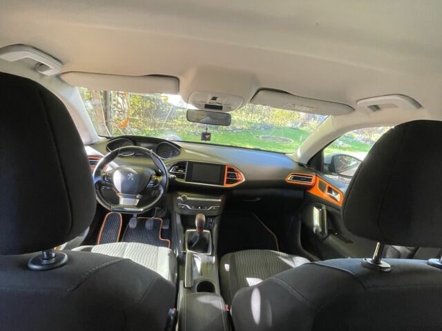 Серый Пежо 308, объемом двигателя 1.6 л и пробегом 364 тыс. км за 7030 $, фото 10 на Automoto.ua