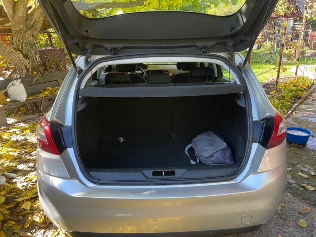 Серый Пежо 308, объемом двигателя 1.6 л и пробегом 364 тыс. км за 7030 $, фото 14 на Automoto.ua