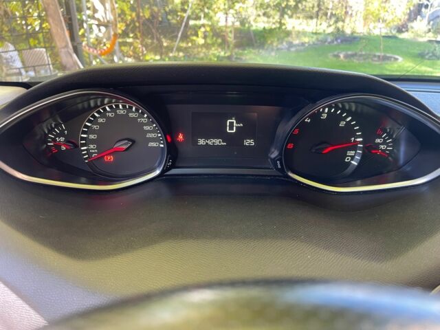 Серый Пежо 308, объемом двигателя 1.6 л и пробегом 364 тыс. км за 7030 $, фото 12 на Automoto.ua