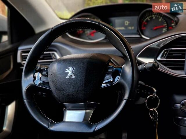 Сірий Пежо 308, об'ємом двигуна 1.6 л та пробігом 95 тис. км за 8600 $, фото 80 на Automoto.ua