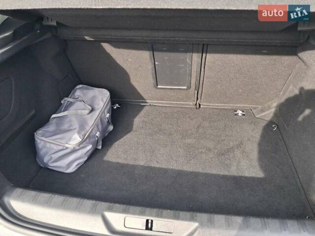 Серый Пежо 308, объемом двигателя 1.5 л и пробегом 84 тыс. км за 15400 $, фото 25 на Automoto.ua