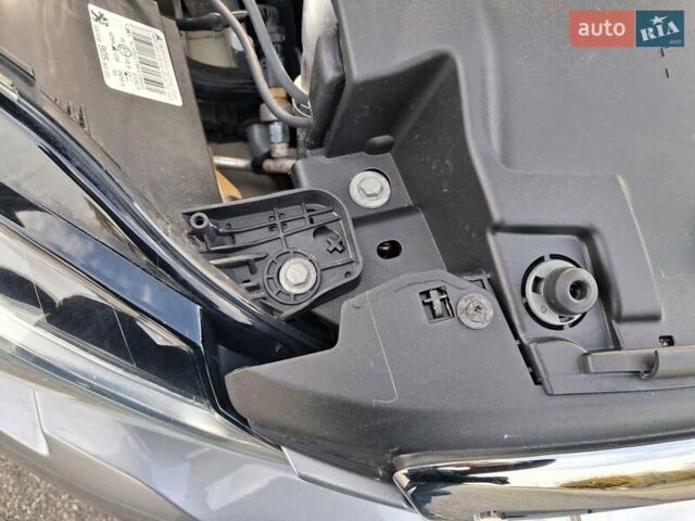 Серый Пежо 308, объемом двигателя 1.5 л и пробегом 84 тыс. км за 15400 $, фото 45 на Automoto.ua