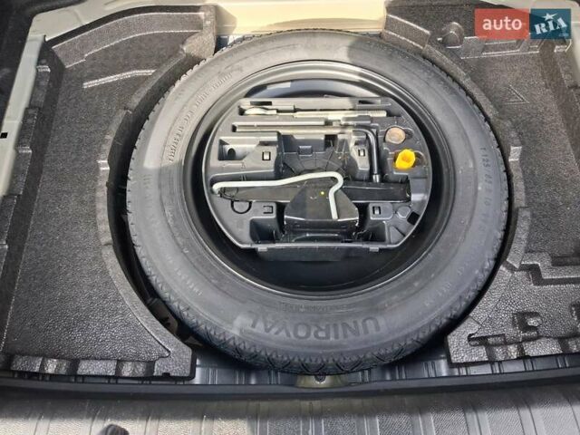 Серый Пежо 308, объемом двигателя 1.5 л и пробегом 84 тыс. км за 15400 $, фото 27 на Automoto.ua