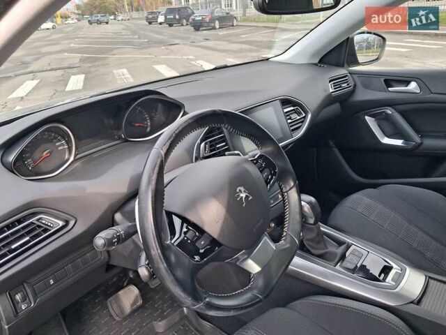 Серый Пежо 308, объемом двигателя 1.5 л и пробегом 84 тыс. км за 15400 $, фото 18 на Automoto.ua