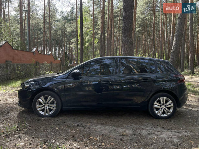 Серый Пежо 308, объемом двигателя 1.56 л и пробегом 114 тыс. км за 12500 $, фото 1 на Automoto.ua