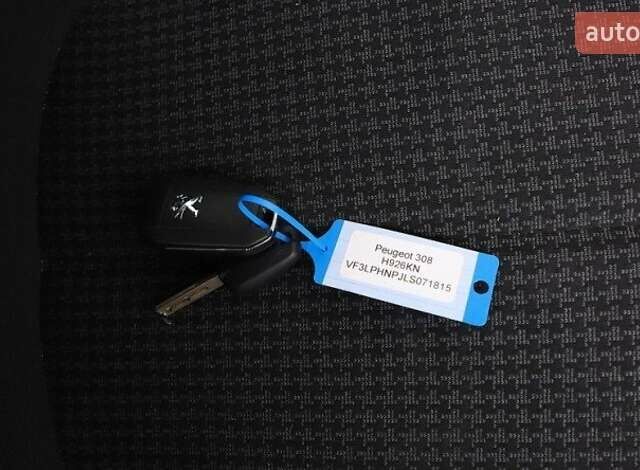 Серый Пежо 308, объемом двигателя 1.2 л и пробегом 134 тыс. км за 7316 $, фото 21 на Automoto.ua