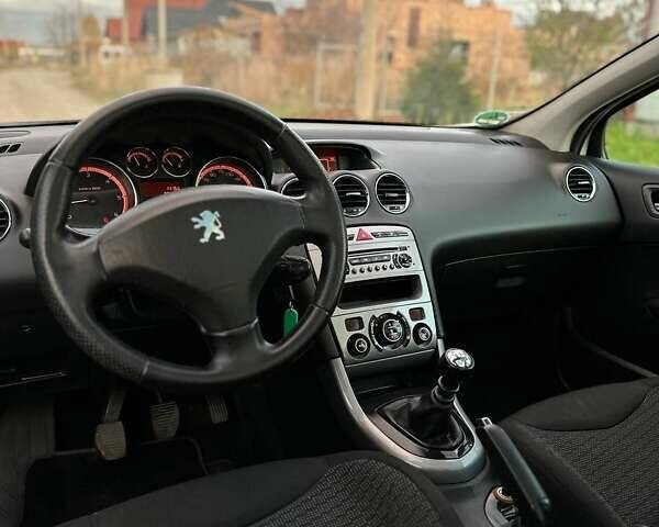 Серый Пежо 308, объемом двигателя 1.6 л и пробегом 237 тыс. км за 4900 $, фото 23 на Automoto.ua