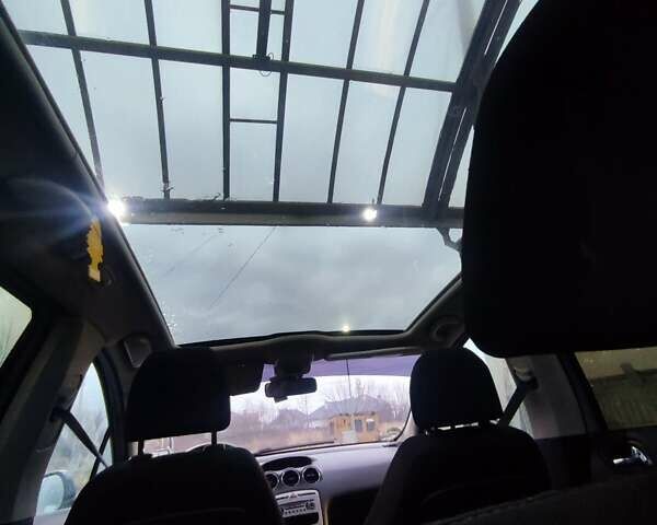 Серый Пежо 308, объемом двигателя 1.6 л и пробегом 290 тыс. км за 4650 $, фото 10 на Automoto.ua