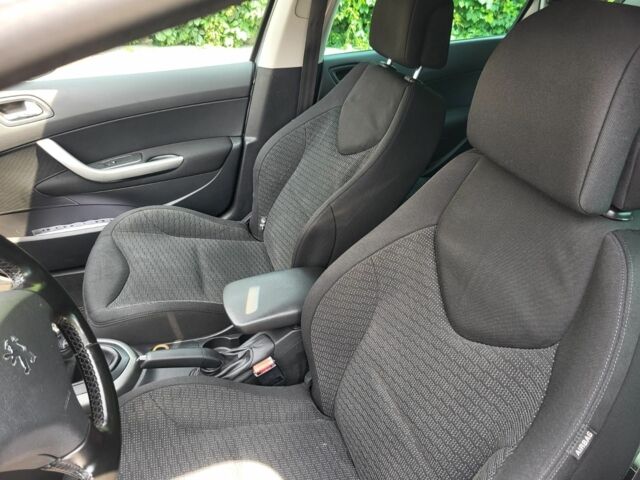 Сірий Пежо 308, об'ємом двигуна 1.6 л та пробігом 270 тис. км за 4000 $, фото 5 на Automoto.ua