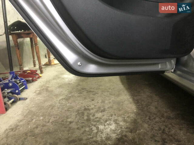 Серый Пежо 308, объемом двигателя 1.6 л и пробегом 237 тыс. км за 6000 $, фото 10 на Automoto.ua