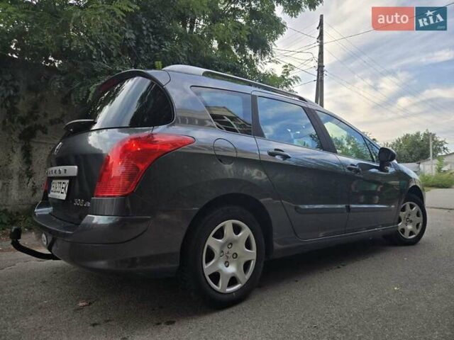 Серый Пежо 308, объемом двигателя 1.6 л и пробегом 240 тыс. км за 5300 $, фото 7 на Automoto.ua