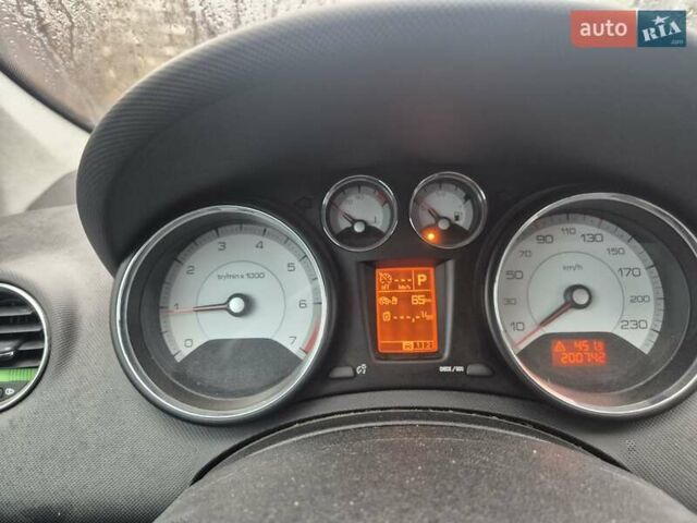 Сірий Пежо 308, об'ємом двигуна 1.6 л та пробігом 200 тис. км за 3000 $, фото 4 на Automoto.ua