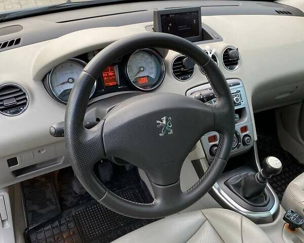Серый Пежо 308, объемом двигателя 1.6 л и пробегом 253 тыс. км за 5500 $, фото 7 на Automoto.ua