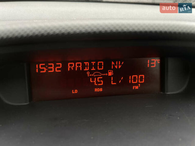 Сірий Пежо 308, об'ємом двигуна 1.6 л та пробігом 269 тис. км за 4444 $, фото 62 на Automoto.ua