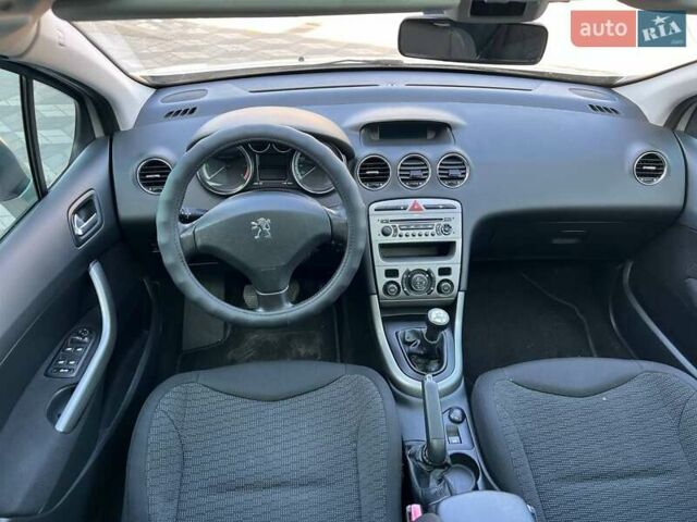 Серый Пежо 308, объемом двигателя 1.6 л и пробегом 316 тыс. км за 5300 $, фото 4 на Automoto.ua