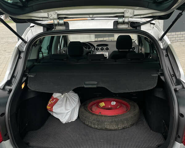 Серый Пежо 308, объемом двигателя 1.6 л и пробегом 285 тыс. км за 4400 $, фото 22 на Automoto.ua