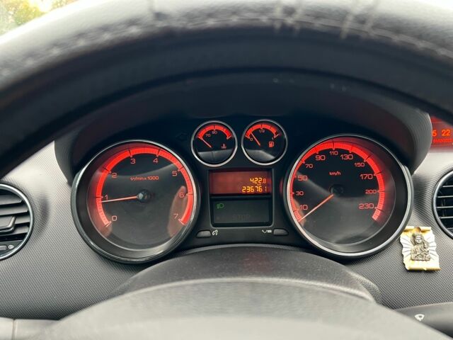 Сірий Пежо 308, об'ємом двигуна 1.6 л та пробігом 236 тис. км за 4800 $, фото 11 на Automoto.ua