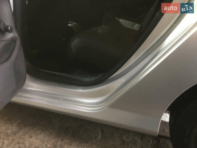 Серый Пежо 308, объемом двигателя 1.6 л и пробегом 237 тыс. км за 6000 $, фото 9 на Automoto.ua