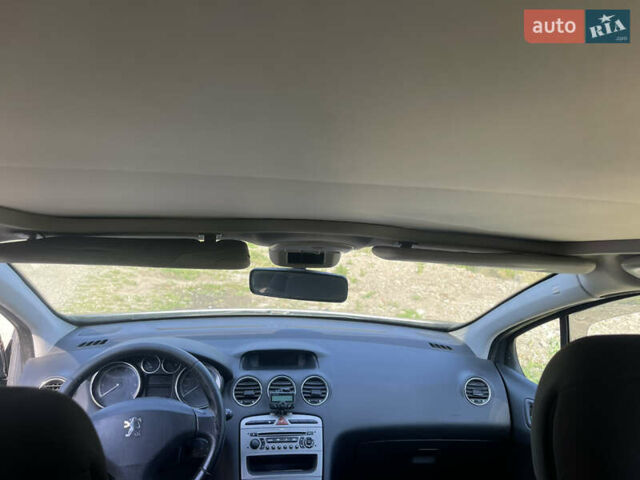 Пежо 308 2008 в Львове на Automoto.ua Серый Пежо 308, объемом двигателя 1.6 л и пробегом 289 тыс. км за 4000 $, фото 20 на Automoto.ua