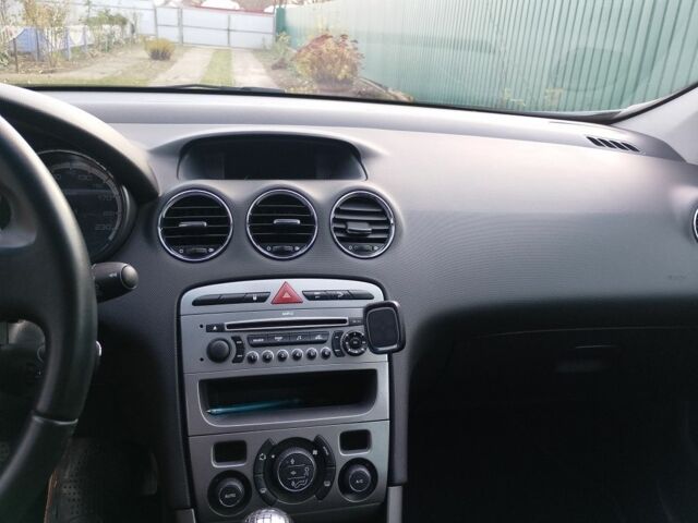 Серый Пежо 308, объемом двигателя 1.6 л и пробегом 160 тыс. км за 5000 $, фото 2 на Automoto.ua