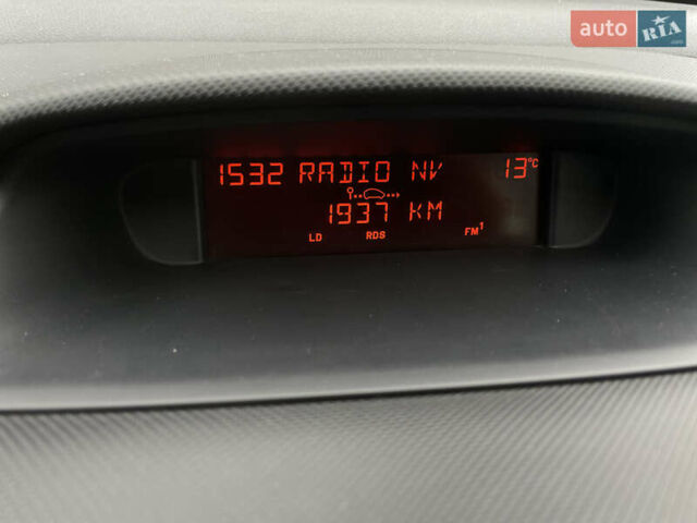 Сірий Пежо 308, об'ємом двигуна 1.6 л та пробігом 269 тис. км за 4444 $, фото 61 на Automoto.ua