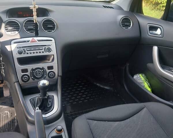 Пежо 308 2008 в Виннице на Automoto.ua Серый Пежо 308, объемом двигателя 1.6 л и пробегом 200 тыс. км за 4800 $, фото 2 на Automoto.ua