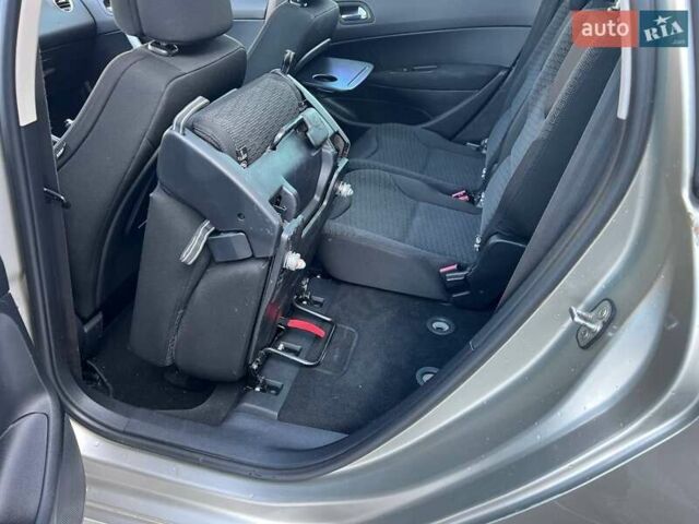 Серый Пежо 308, объемом двигателя 1.6 л и пробегом 316 тыс. км за 5300 $, фото 16 на Automoto.ua