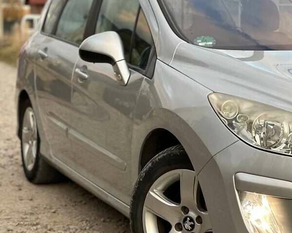 Серый Пежо 308, объемом двигателя 1.6 л и пробегом 237 тыс. км за 4900 $, фото 10 на Automoto.ua