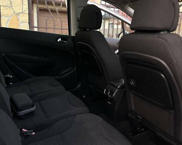 Серый Пежо 308, объемом двигателя 1.6 л и пробегом 237 тыс. км за 4900 $, фото 24 на Automoto.ua