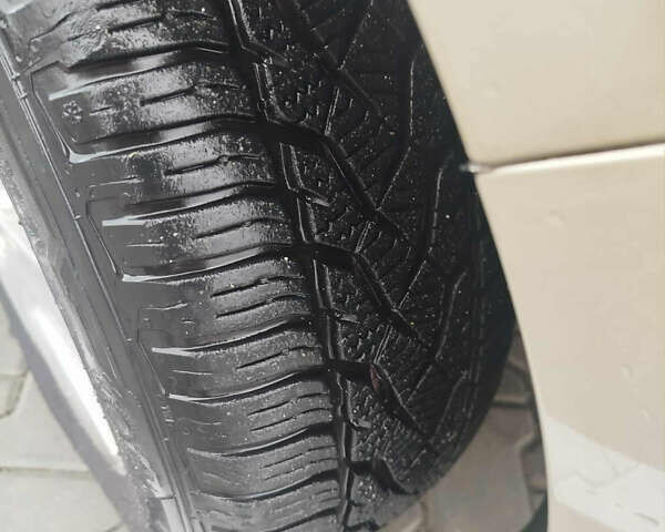 Серый Пежо 308, объемом двигателя 1.4 л и пробегом 132 тыс. км за 4900 $, фото 15 на Automoto.ua