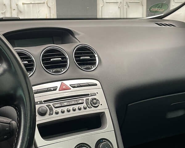 Серый Пежо 308, объемом двигателя 1.6 л и пробегом 285 тыс. км за 4400 $, фото 17 на Automoto.ua